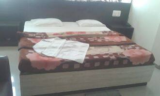 Hindustan Lodge, Bijapur 2